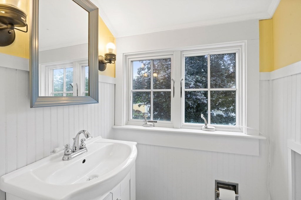8 Kennedy Road Kingston, MA 02364 - Photo 11 of 16 Gallery Image 11