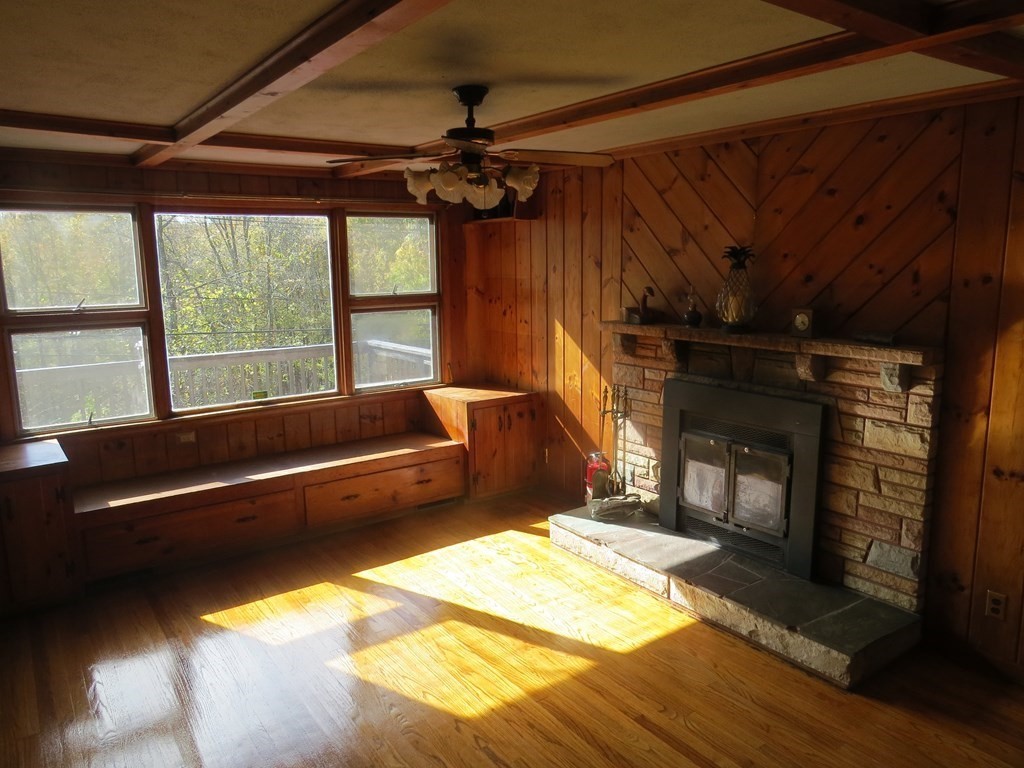 132 Main Road Montgomery, MA 01085 - Photo 8 of 19