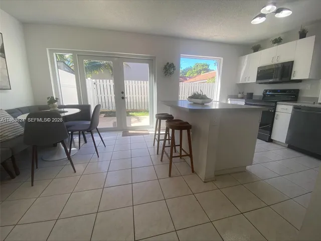 $2,700 | 6131 Northwest 43rd Avenue, Unit 6131, Coconut Creek, FL 33073