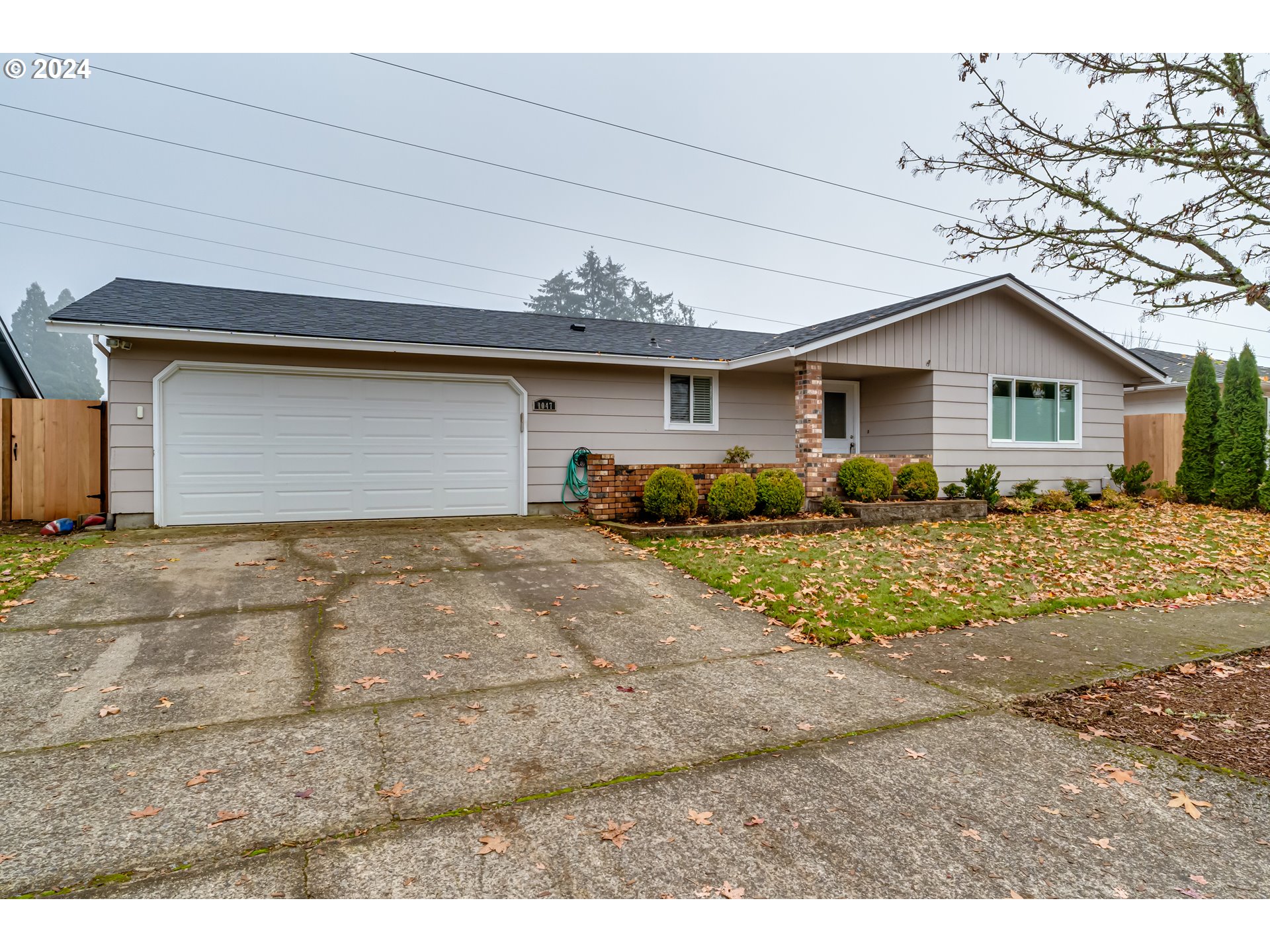 1047 55th Place Springfield, OR 97478 - Photo 1 of 33