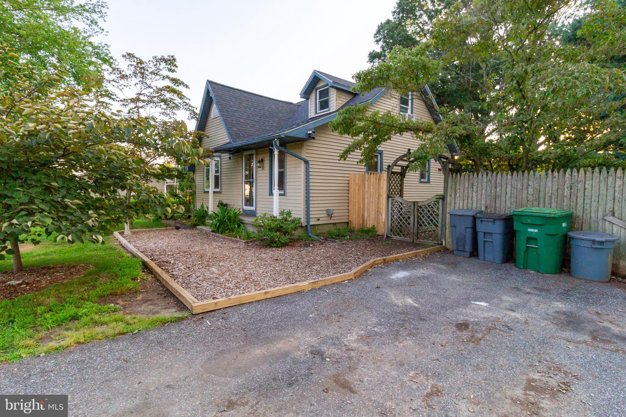 981 Crow Pond Road Pittsgrove, NJ 08318 - Photo 2 of 30