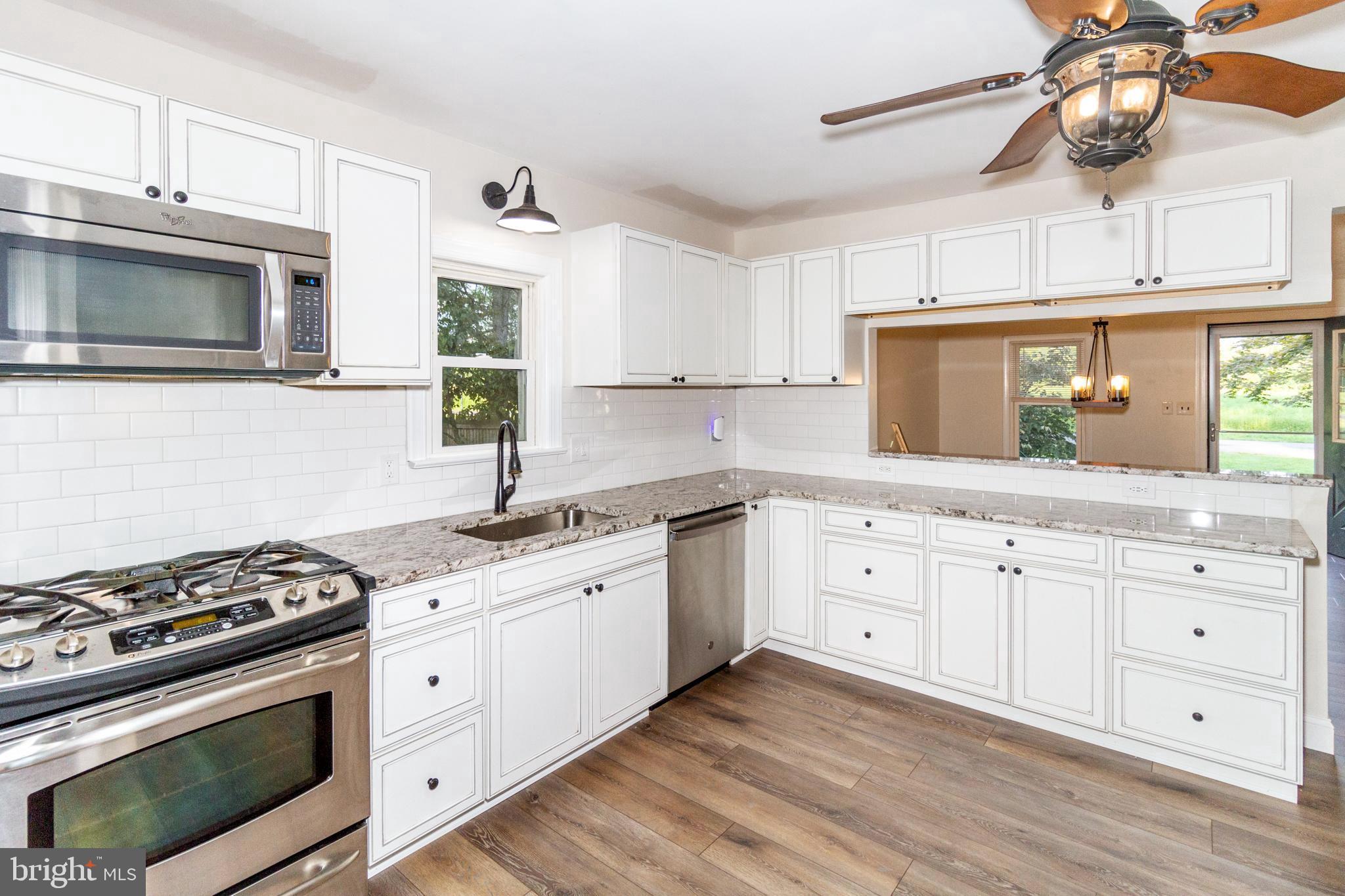 981 Crow Pond Road Pittsgrove, NJ 08318 - Photo 3 of 30