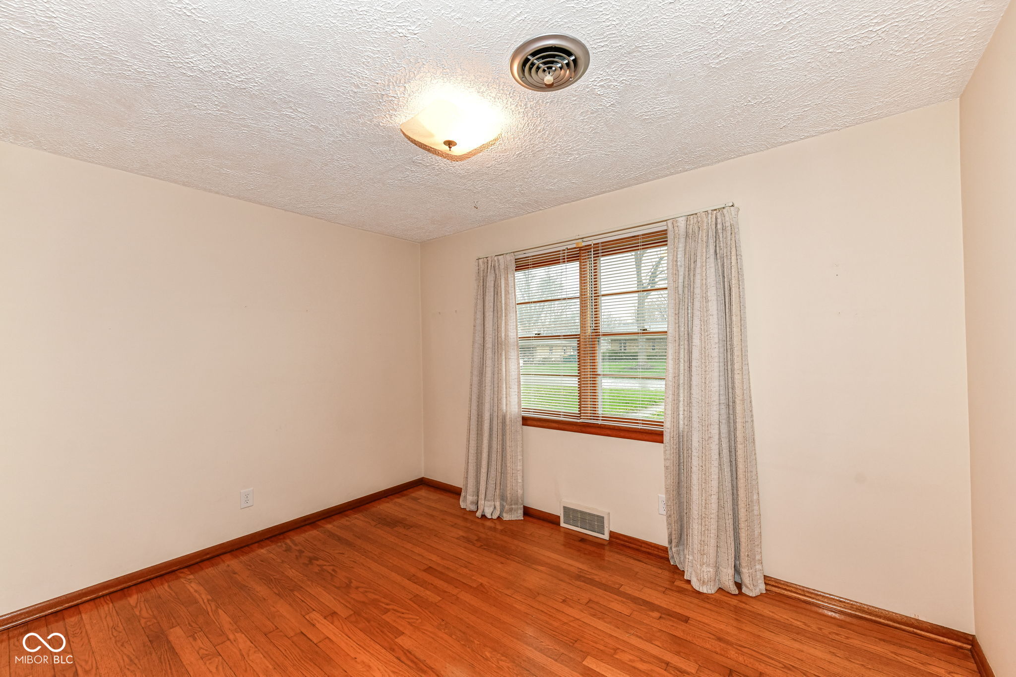 431 South Carr Road Plainfield, IN 46168 - Photo 26 of 33