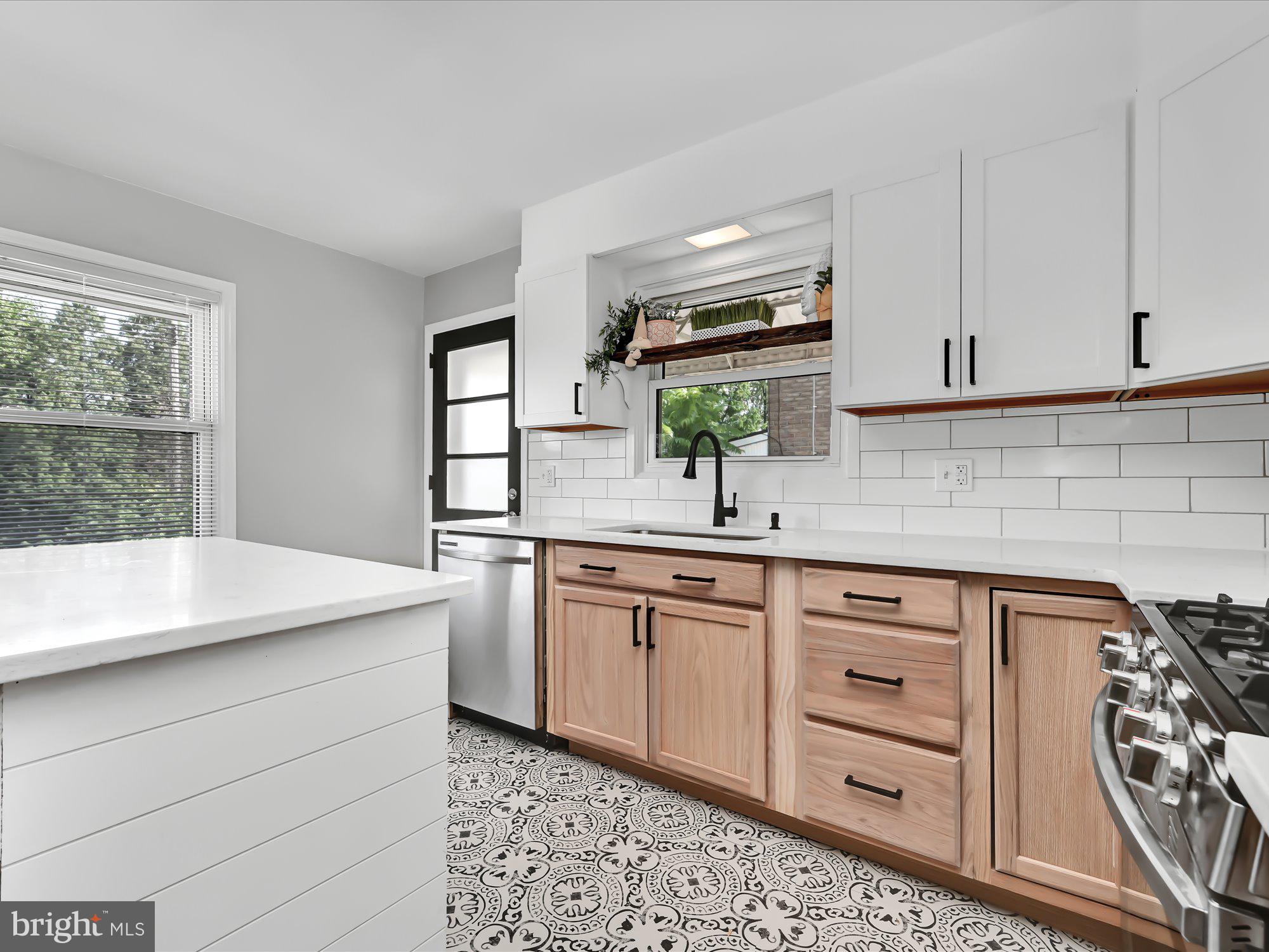 1324 Commonwealth Boulevard Reading, PA 19607 - Photo 7 of 25 Gallery Image 7