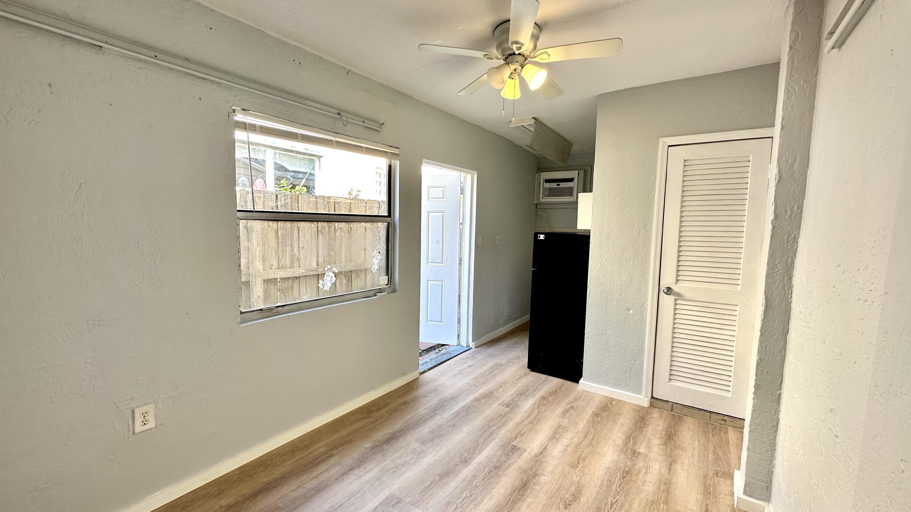 447 Conniston Road, Unit STUDIO West Palm Beach, FL 33405 - Photo 3 of 8 IMG_2141