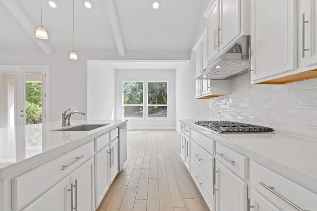 $3,995 | 102 Majestic Arroyo Way, Lakeway, TX 78738