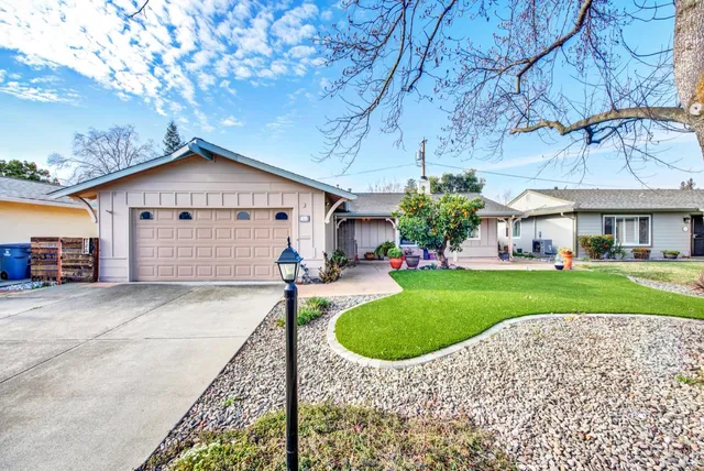 $444,000 | 126 Olympic Circle, Vacaville, CA 95687
