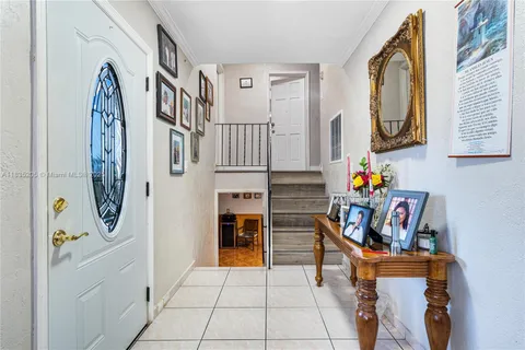 a view of front door with entryway