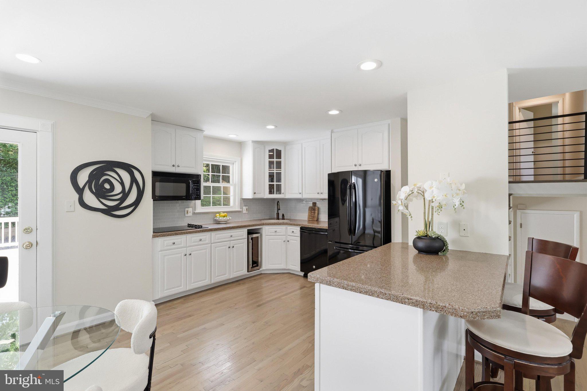 2322 Windsor Road Alexandria, VA 22307 - Photo 12 of 60 Gallery Image 12