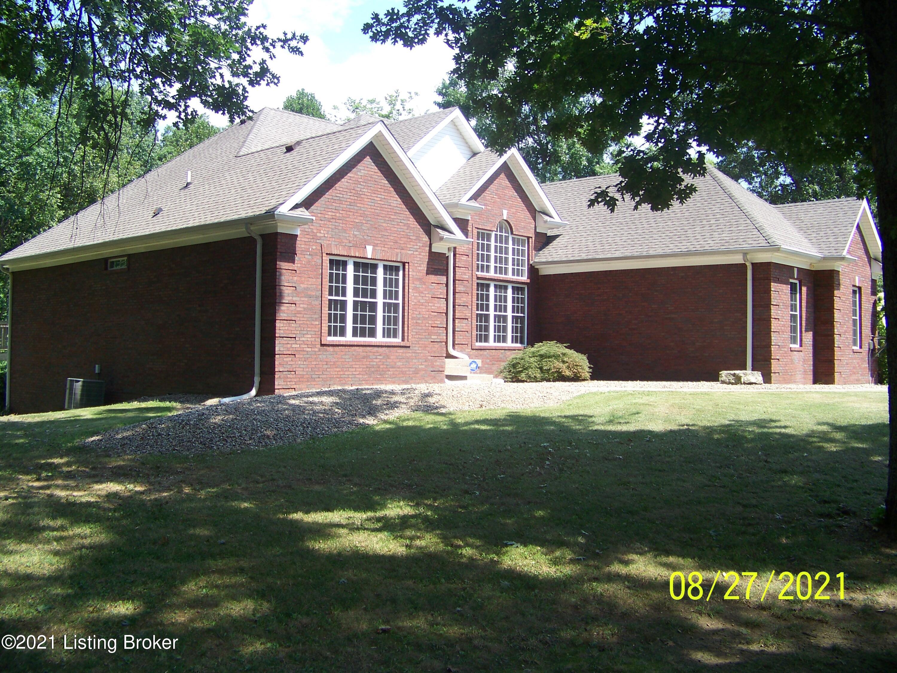 13717 Buttermilk Ridge Road Louisville, KY 40299 - Photo 7 of 49 100_1852