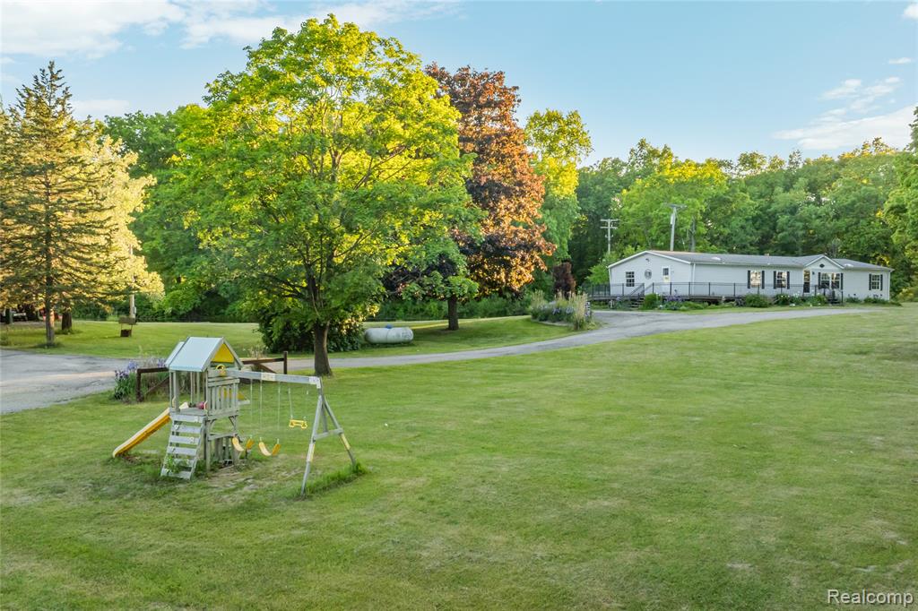 8460 Fish Lake Road Holly, MI 48442 - Photo 44 of 47