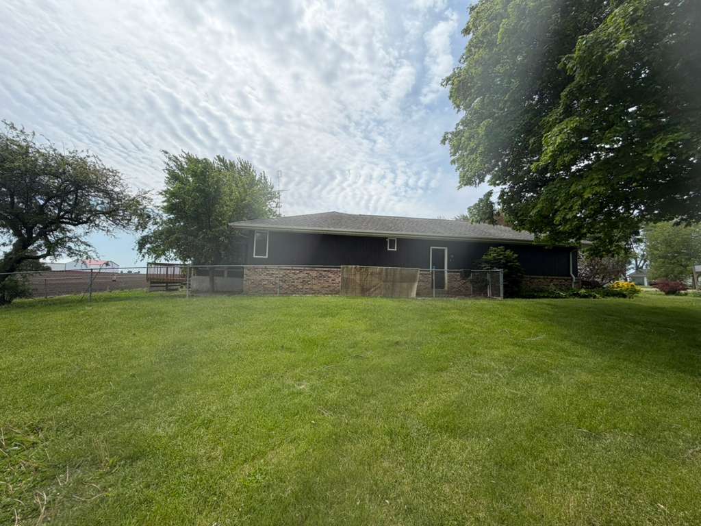1698 East 950th Road Tonica, IL 61370 - Photo 3 of 25 Gallery Image 3