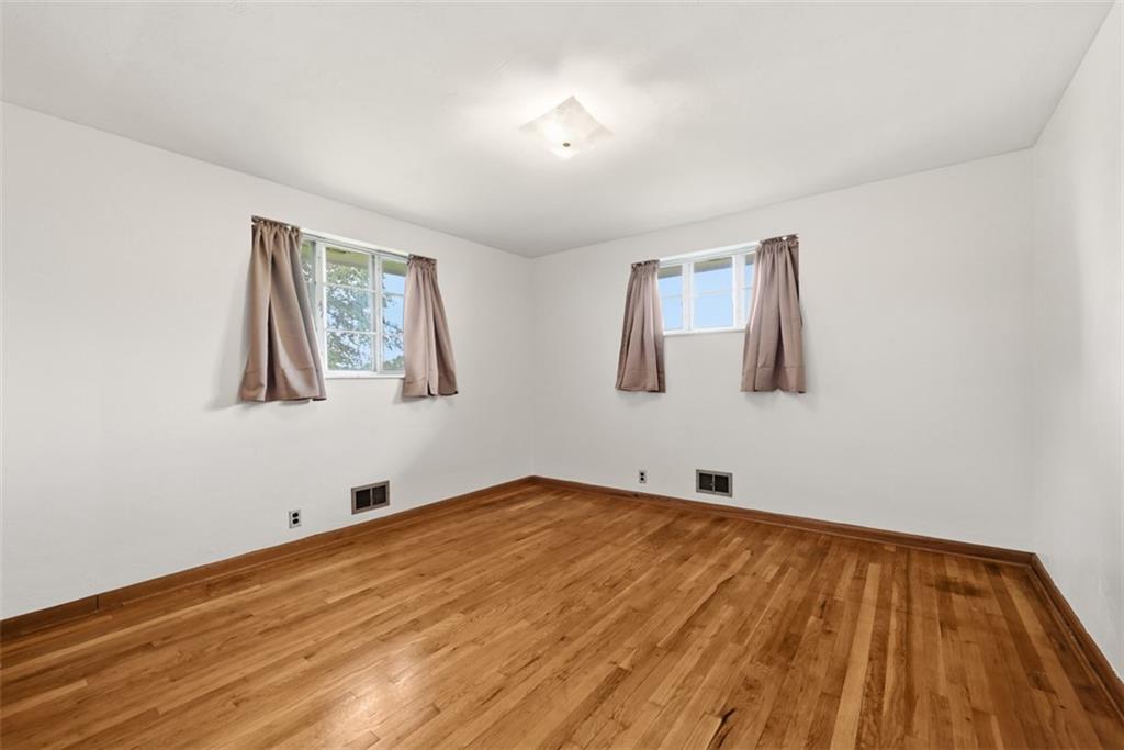 16 Robin Road McKees Rocks, PA 15136 - Photo 20 of 27 Gallery Image 20
