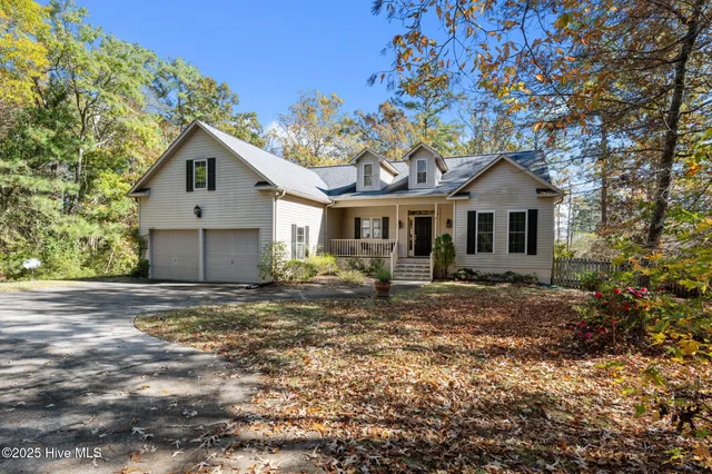 $580,000 | 625 Plantation Parkway, Oriental, NC 28571