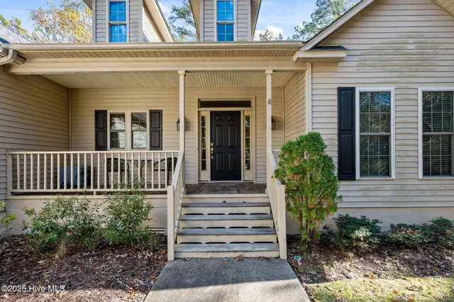 $580,000 | 625 Plantation Parkway, Oriental, NC 28571