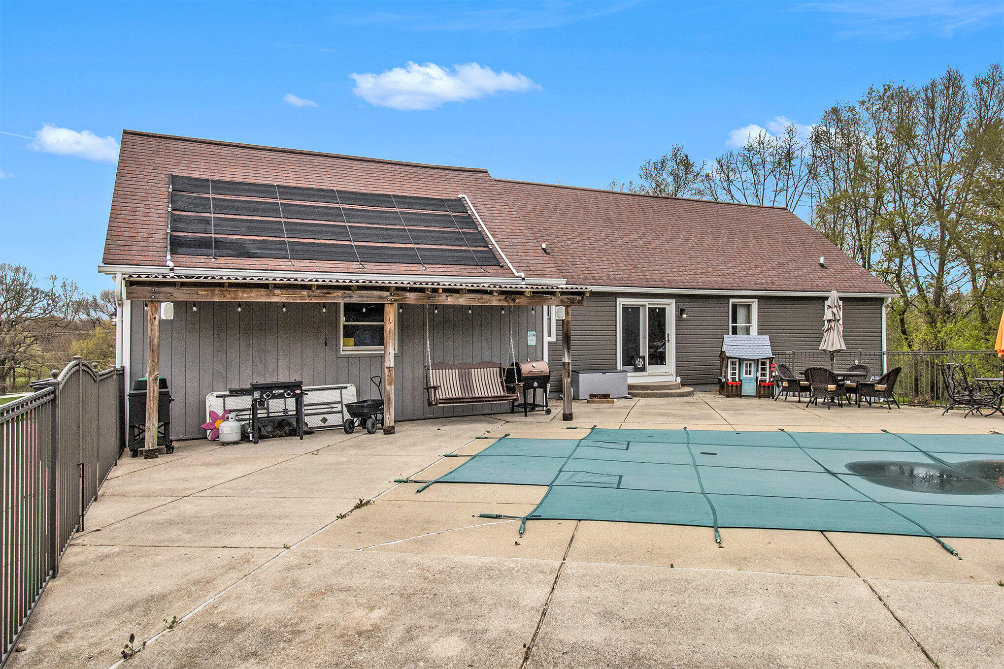 2407 Dutcher Road Howell, MI 48843 - Photo 23 of 41 005_img_5718