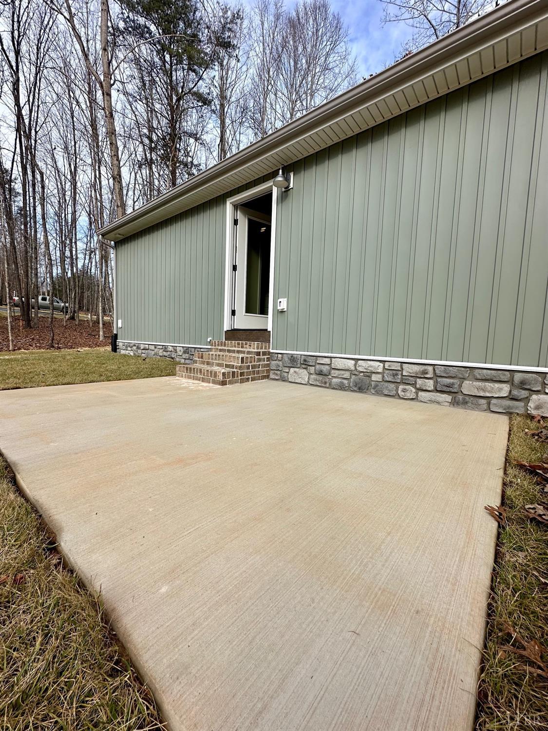 3385 Tolers Ferry Road Huddleston, VA 24104 - Photo 22 of 22 Gallery Image 22