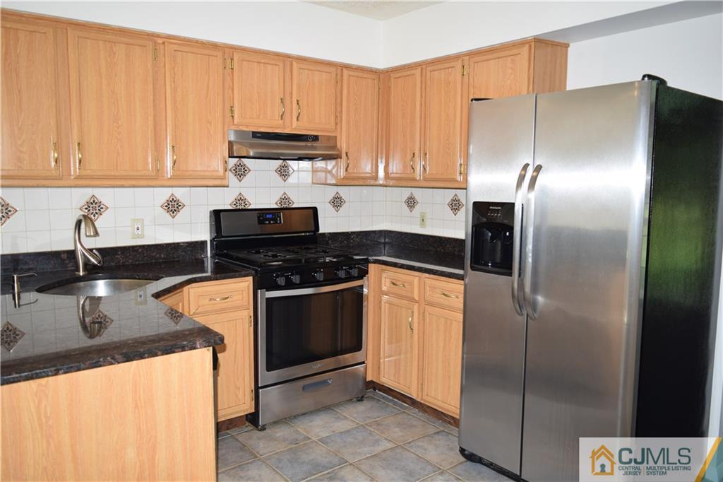 285 Nebula Road Piscataway, NJ 08854 - Photo 4 of 17 Gallery Image 4
