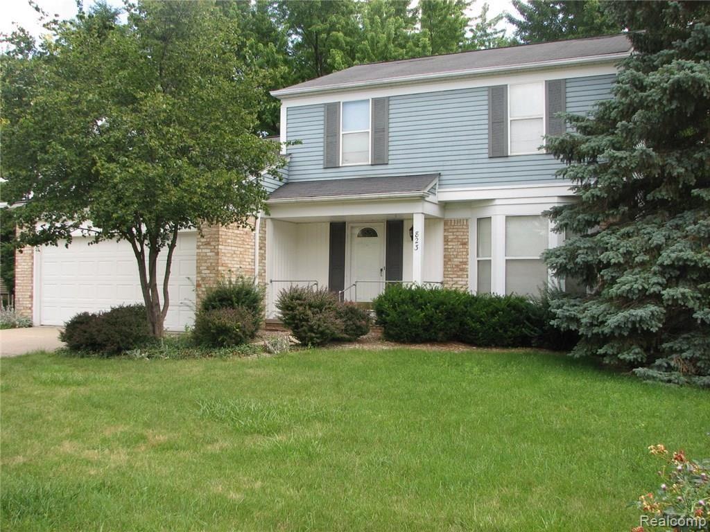 823 Hadley Road Rochester Hills, MI 48307 - Photo 2 of 53