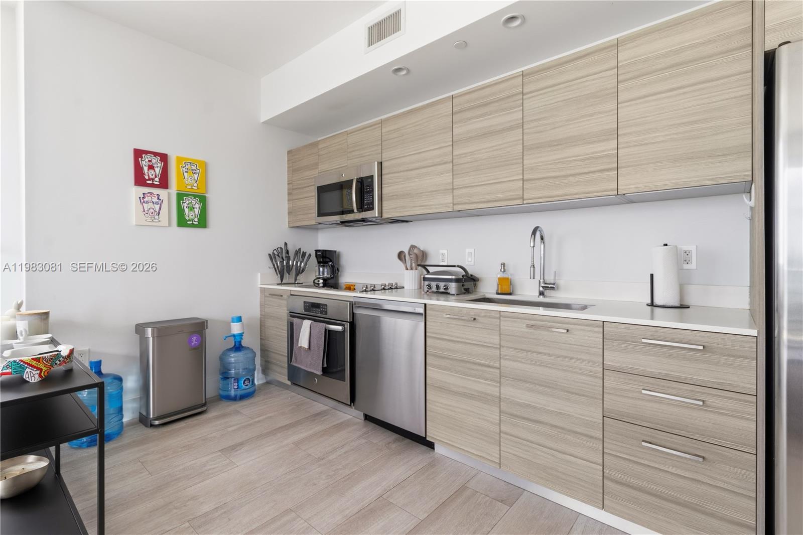 121 Northeast 34th Street, Unit 2109 Miami, FL 33137 - Photo 4 of 20