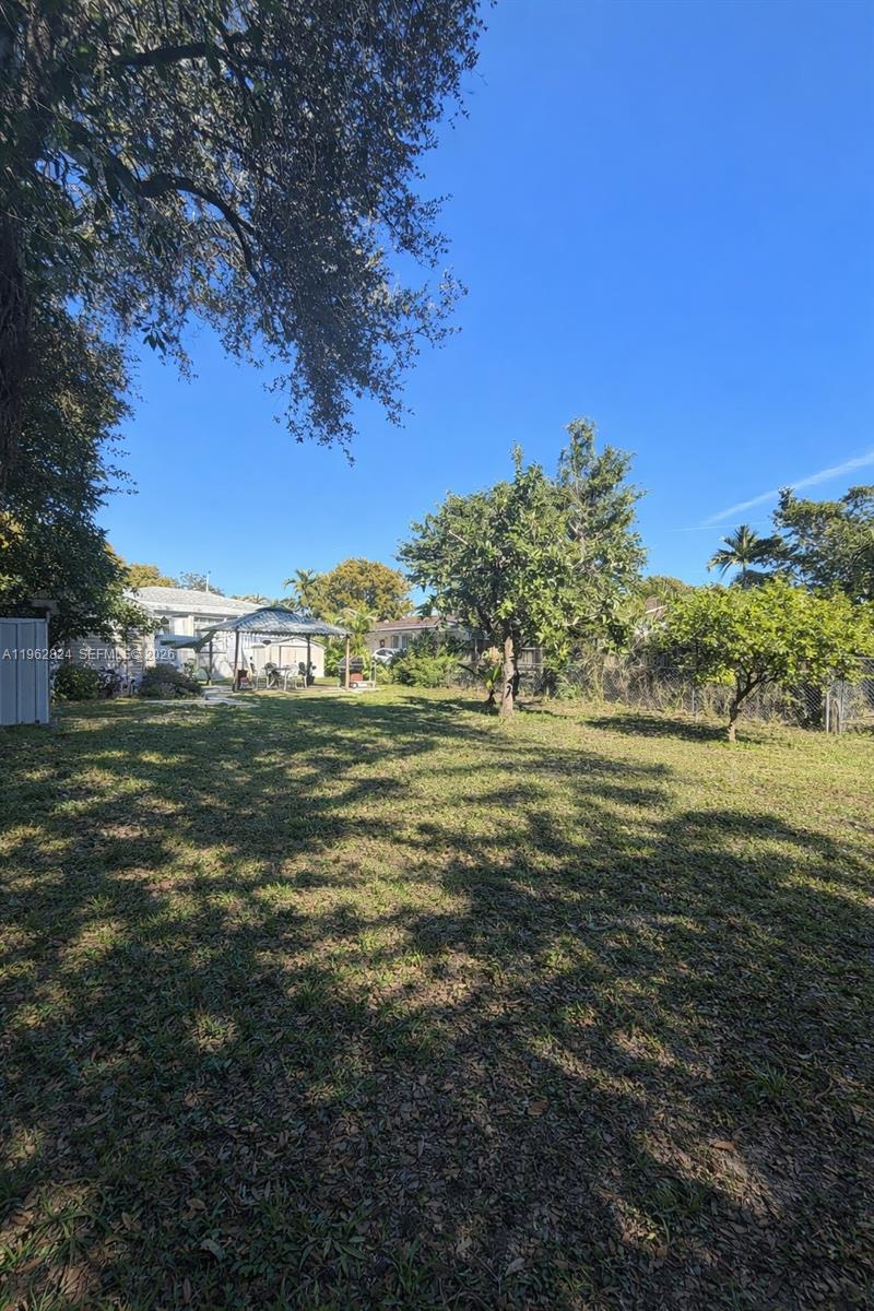 2460 Northwest 33rd Street Miami, FL 33142 - Photo 32 of 33 a view of an ocean