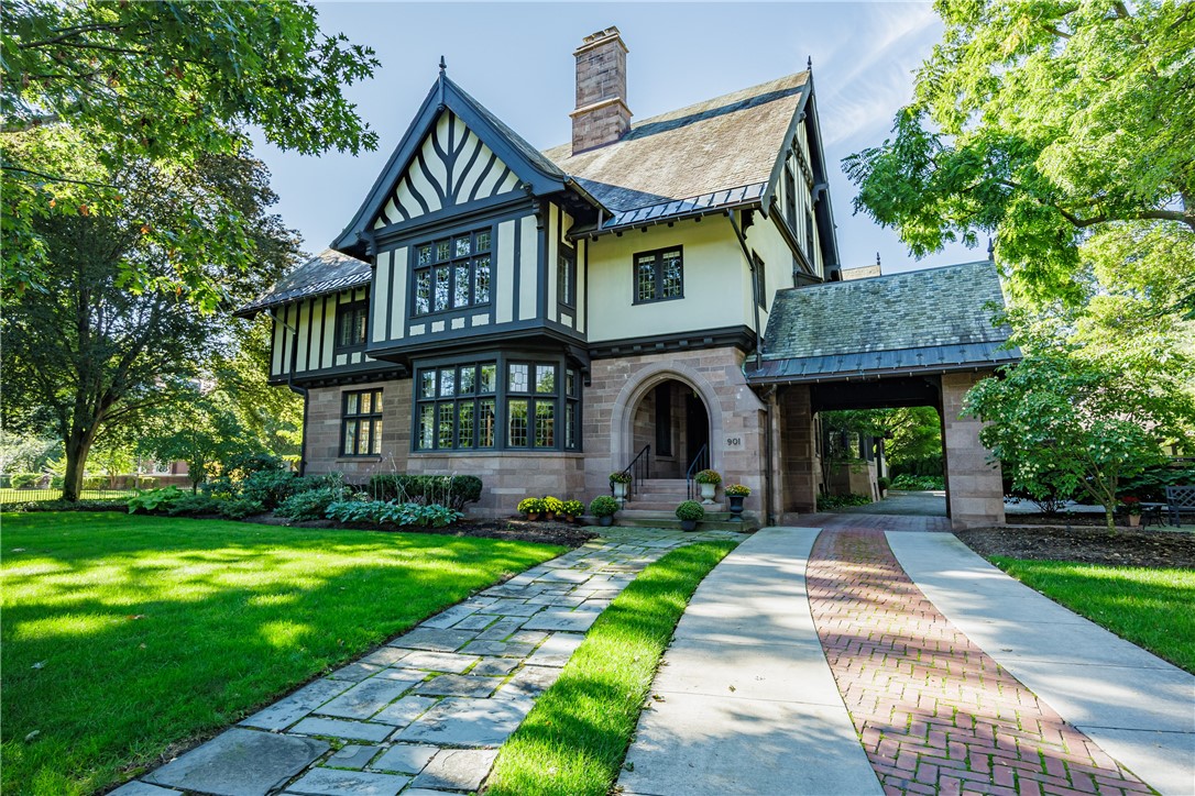 901 East Avenue, Unit D Rochester, NY 14607 - Photo 1 of 27