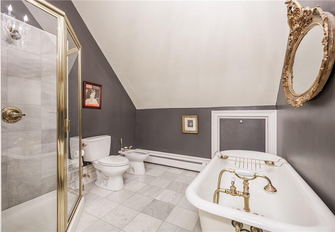 901 East Avenue, Unit D Rochester, NY 14607 - Photo 21 of 27