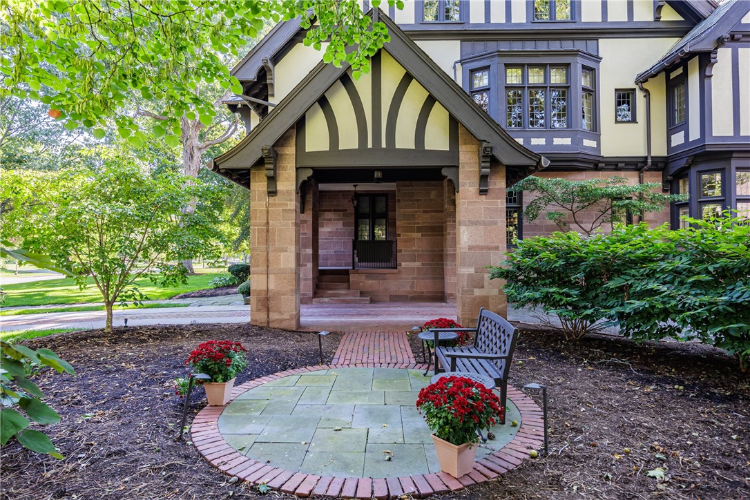 901 East Avenue, Unit D Rochester, NY 14607 - Photo 25 of 27