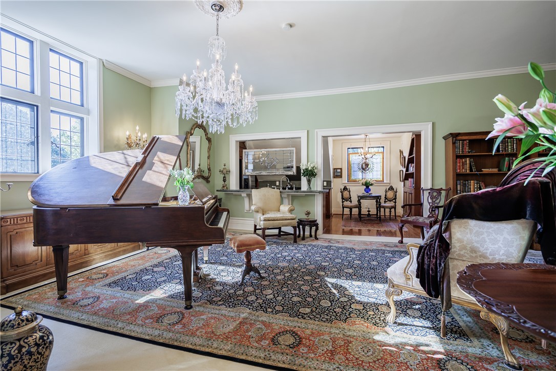 901 East Avenue, Unit D Rochester, NY 14607 - Photo 9 of 27