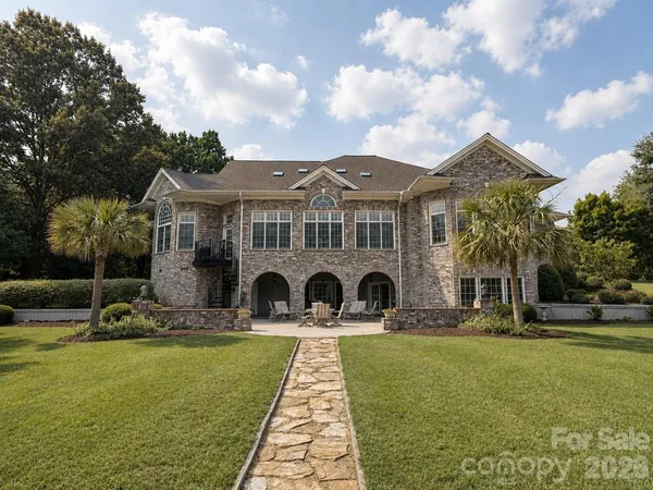 $1,100,000 | 747 Shoreline Drive, Lancaster, SC 29720