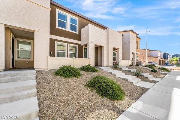 $2,000 | 1903 Omaggio Vista Street, Henderson, NV 89044