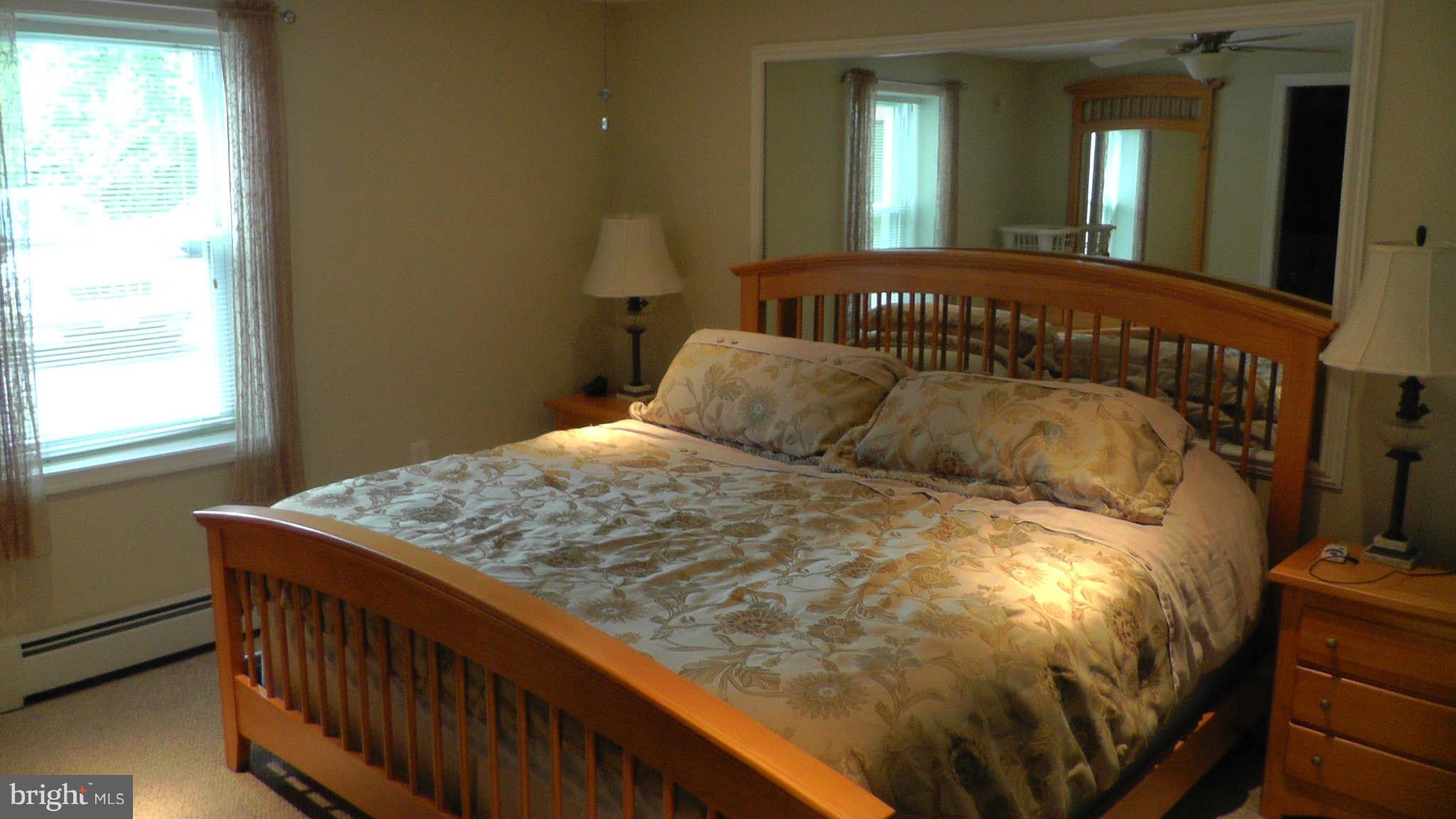 1202 Ednor Road Silver Spring, MD 20905 - Photo 19 of 30 Bedroom (Master)