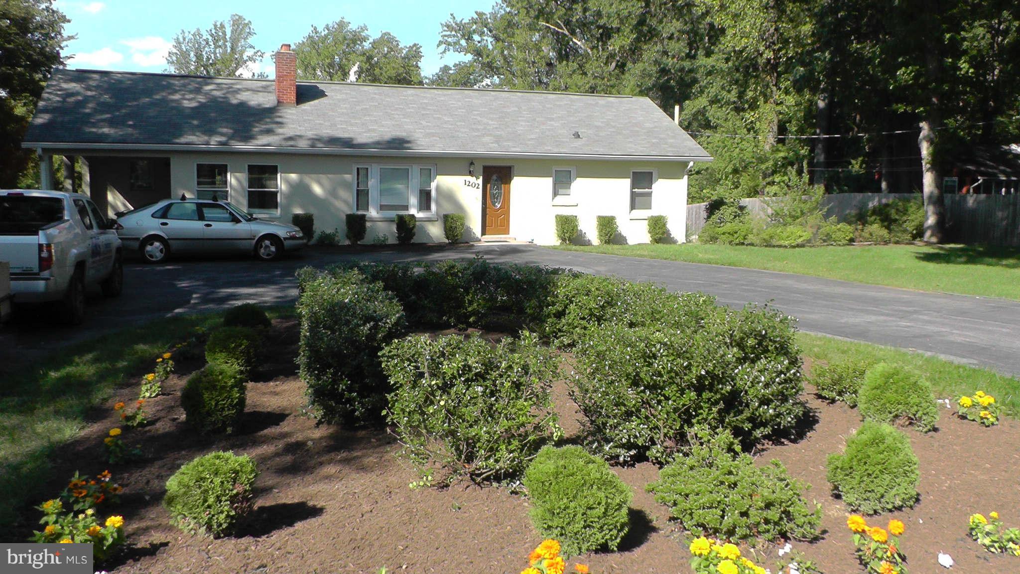 1202 Ednor Road Silver Spring, MD 20905 - Photo 3 of 30 Exterior (Front)