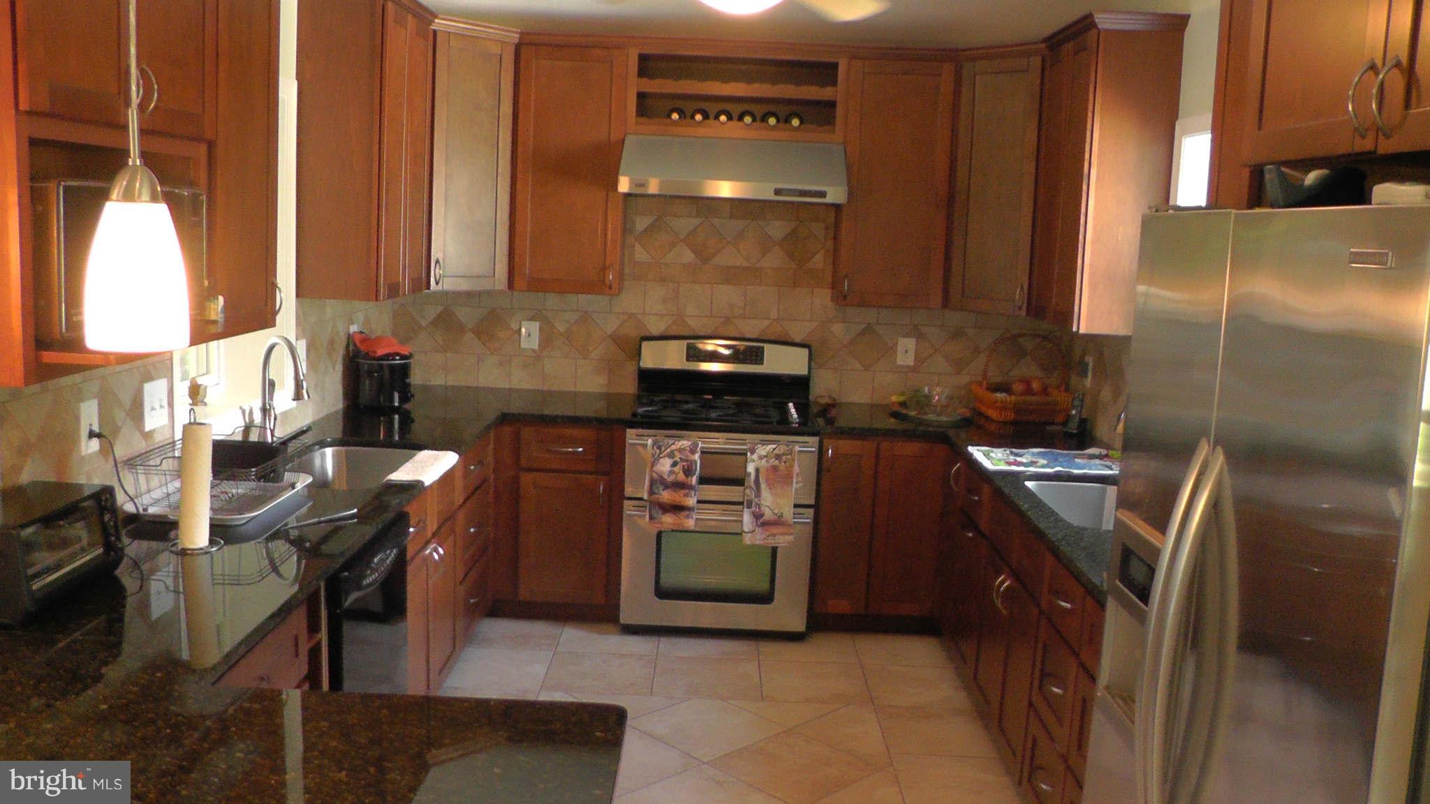 1202 Ednor Road Silver Spring, MD 20905 - Photo 10 of 30 Kitchen