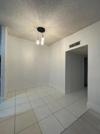 $2,050 | 9499 West McNab Road, Unit 208, Tamarac, FL 33321