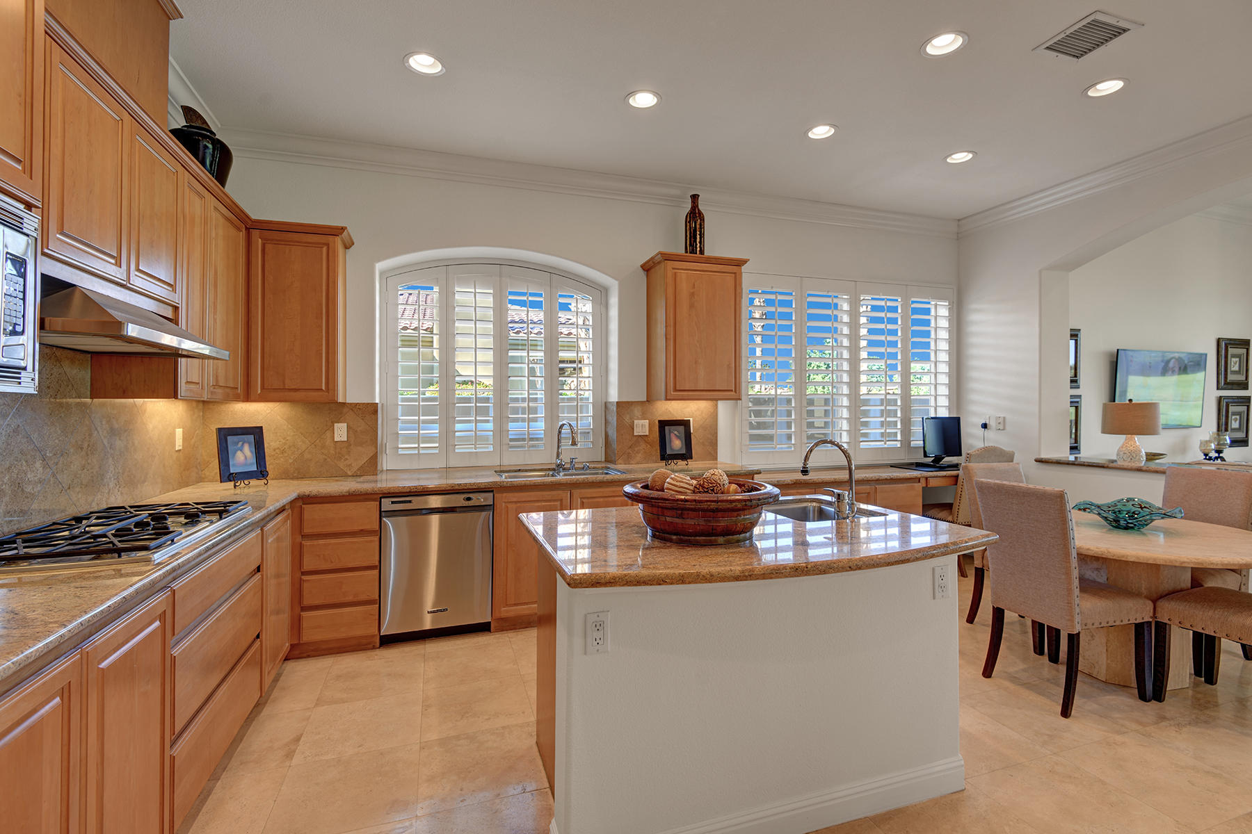 80448 Riviera La Quinta, CA 92253 - Photo 11 of 29 KITCHEN MLS