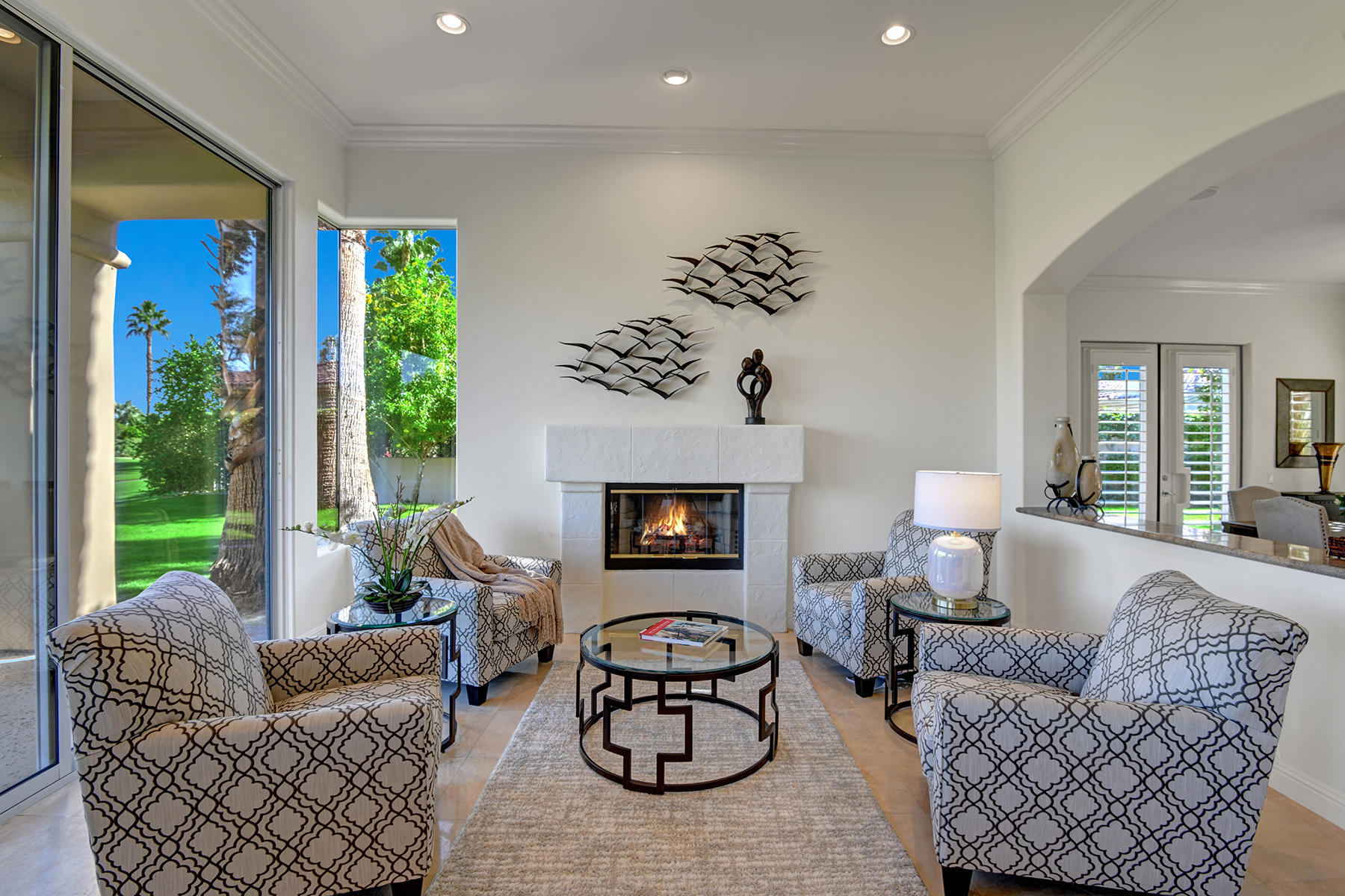 LIVING ROOM FIREPLACE STRAIGHT ON MLS