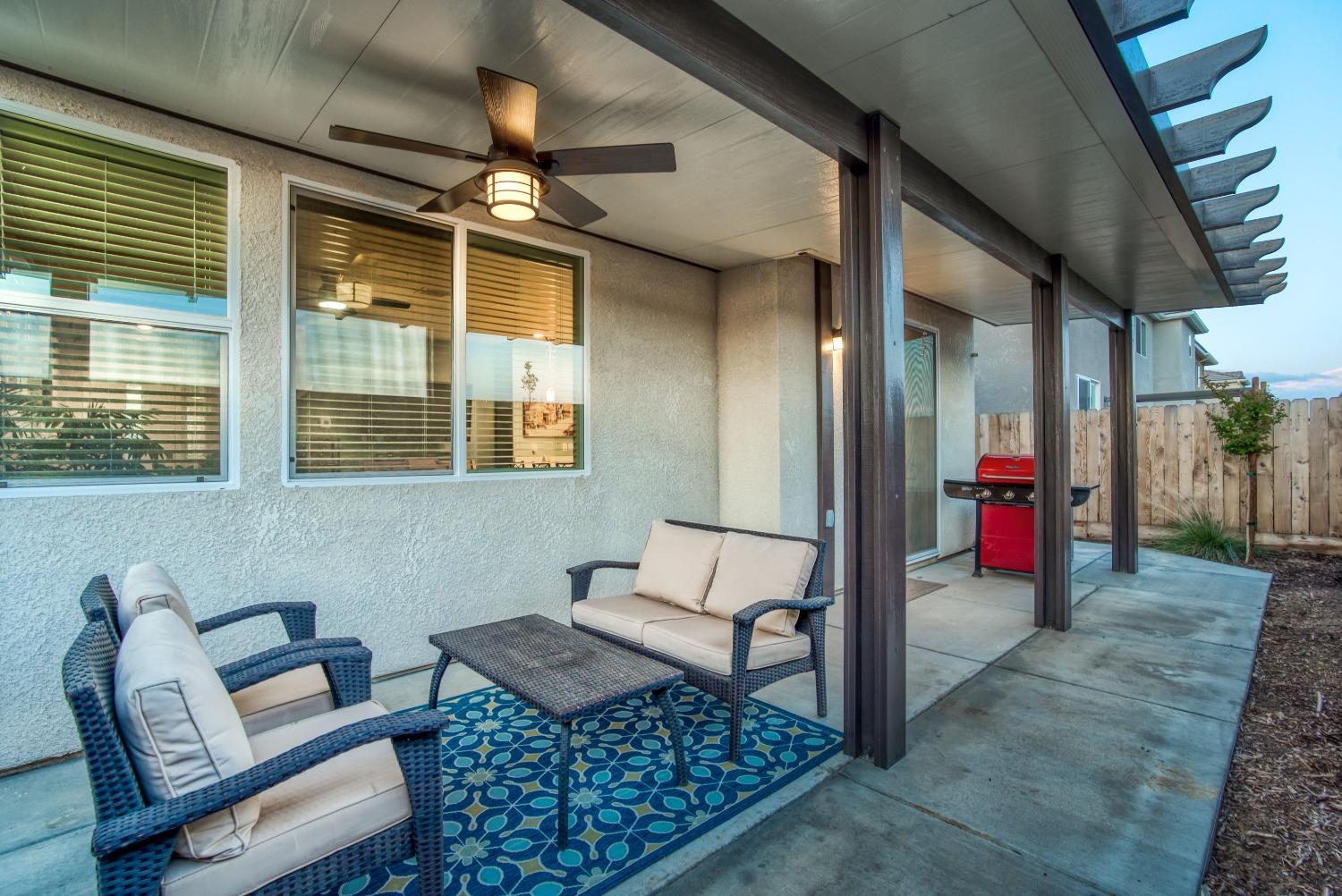 3678 Parkstone Way Clovis, CA 93619 - Photo 19 of 34