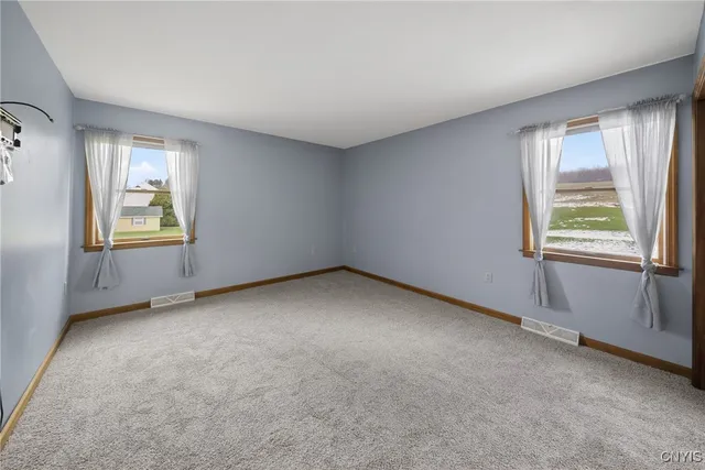 $274,900 | 5784 Fikes Road, Elbridge, NY 13112