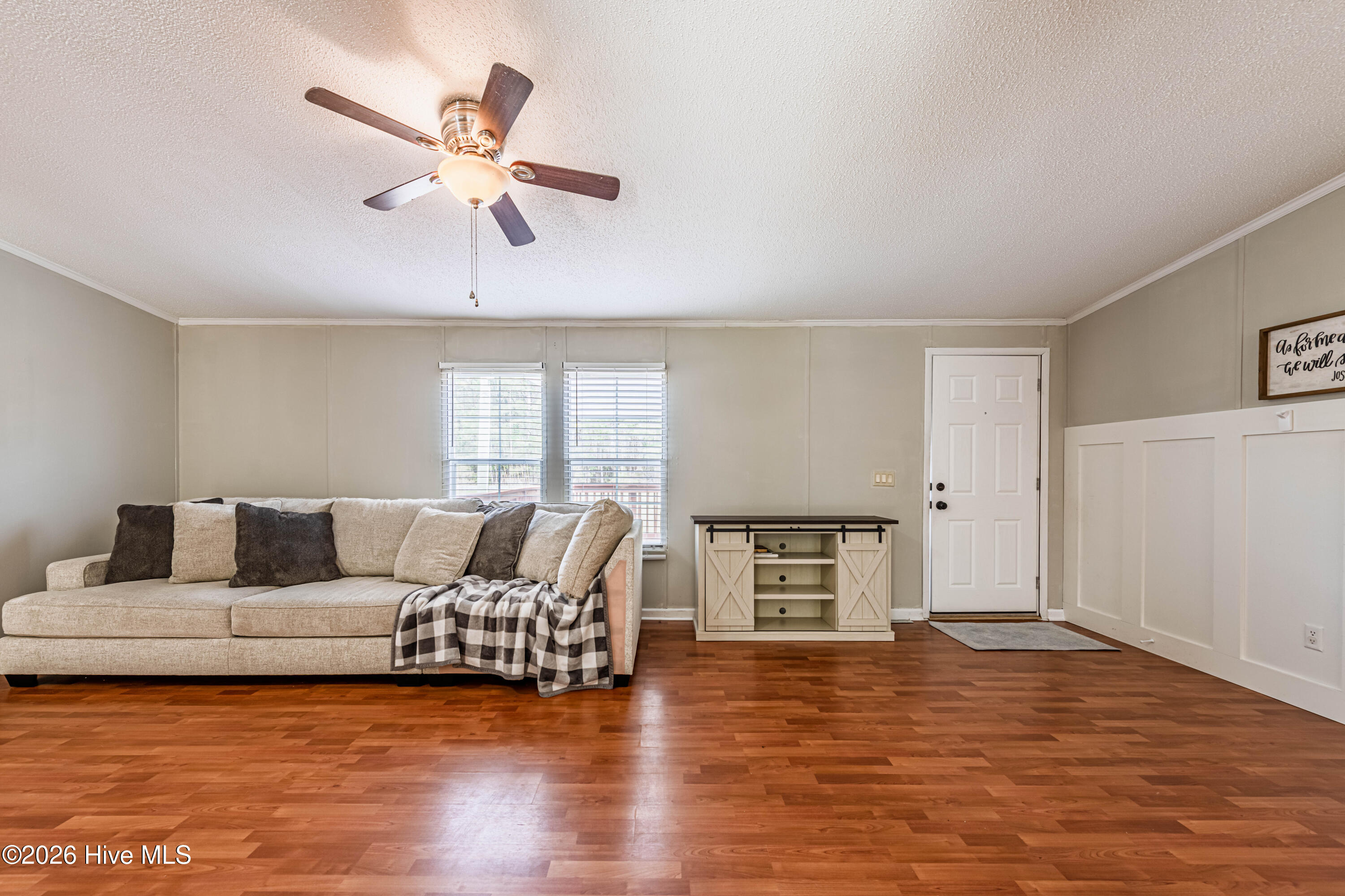 281 Dell Brock Road Beulaville, NC 28518 - Photo 6 of 34 Living Room