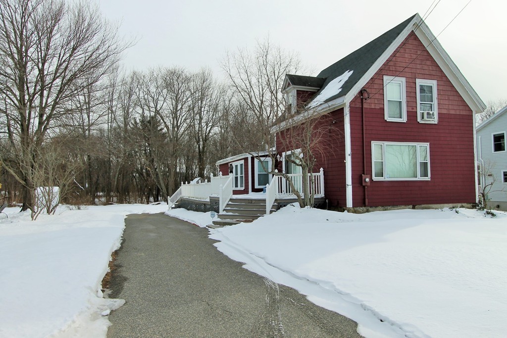 322 Ferry Road Haverhill, MA 01835 - Photo 1 of 12 Gallery Image 1