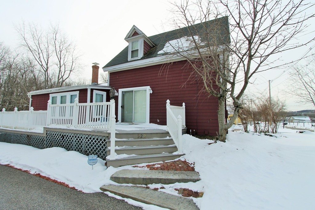 322 Ferry Road Haverhill, MA 01835 - Photo 2 of 12 Gallery Image 2