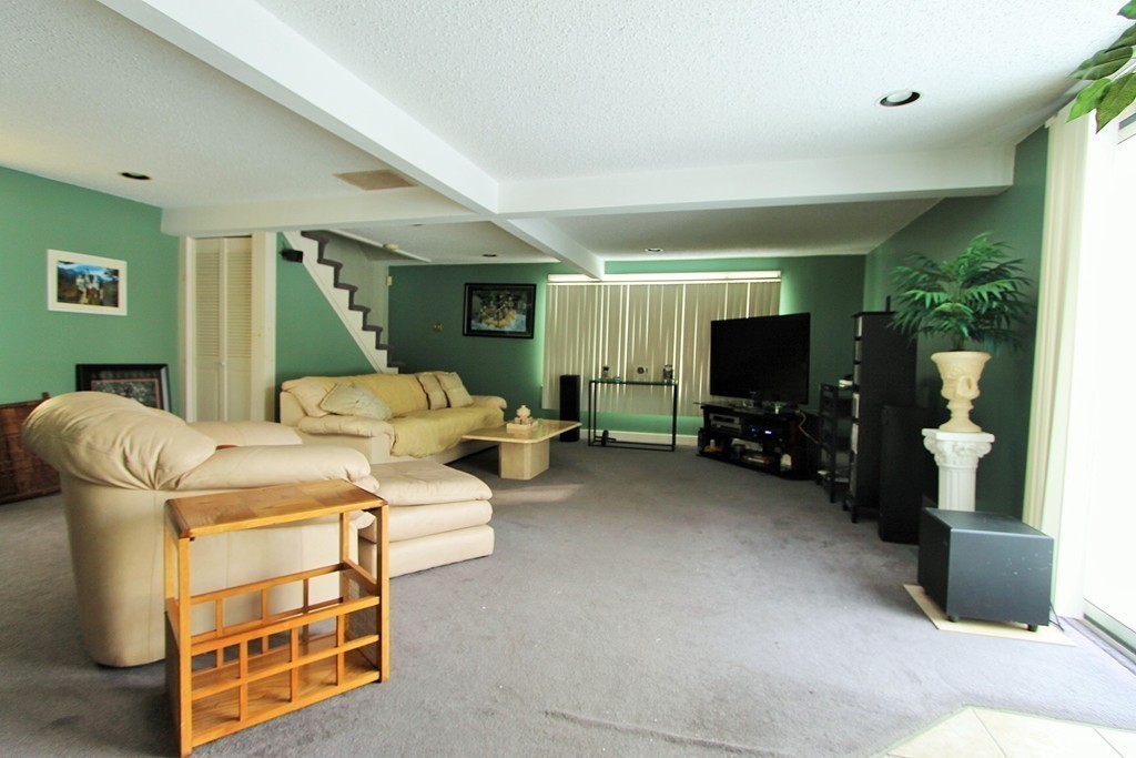 322 Ferry Road Haverhill, MA 01835 - Photo 5 of 12 Gallery Image 5