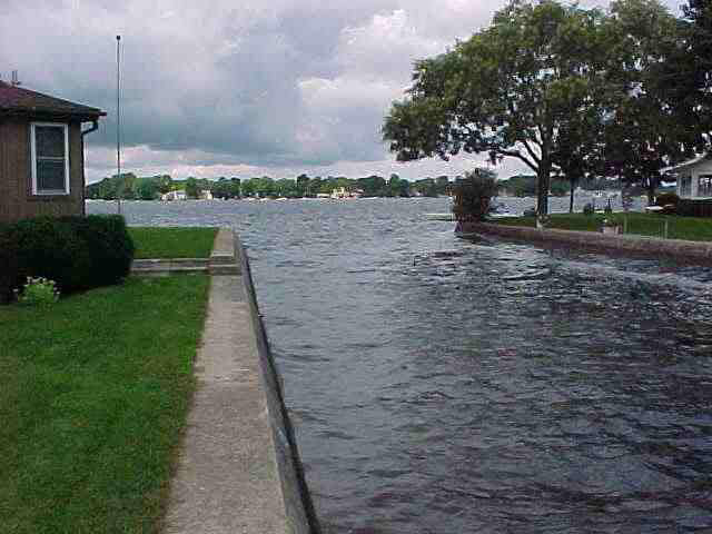 11465 North Cedar Point Low Road Syracuse, IN 46567 - Photo 15 of 20 Gallery Image 15