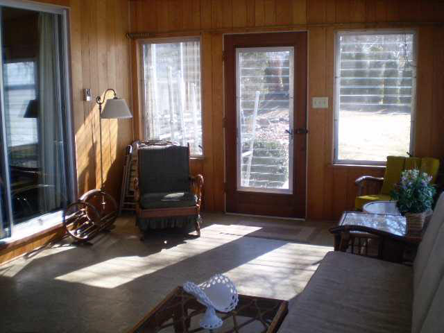 11465 North Cedar Point Low Road Syracuse, IN 46567 - Photo 6 of 20 Gallery Image 6