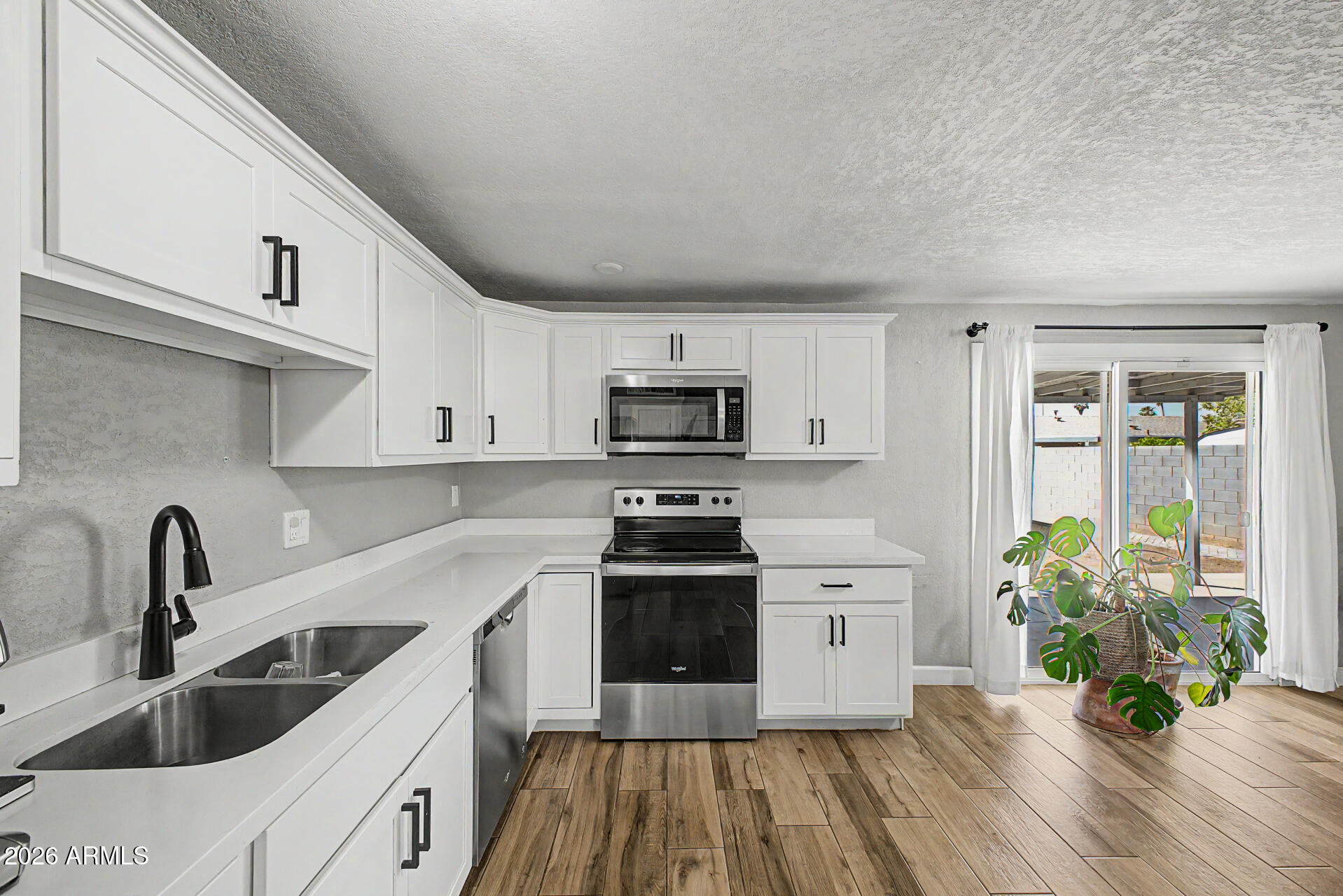 6141 West Alvarado Road Phoenix, AZ 85035 - Photo 11 of 26 Gallery Image 11