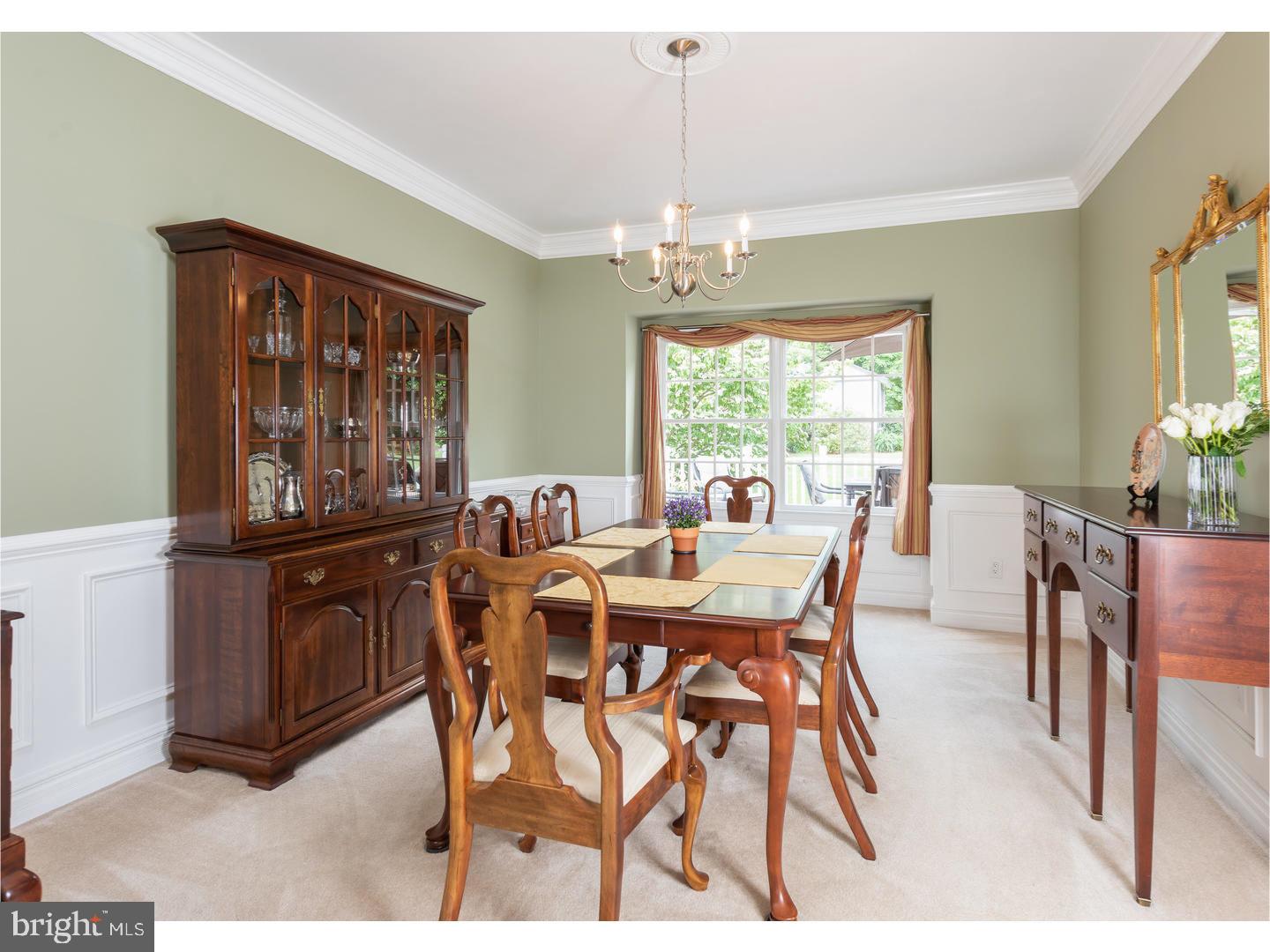 810 Waverly Road Kennett Square, PA 19348 - Photo 11 of 25 Dining Room
