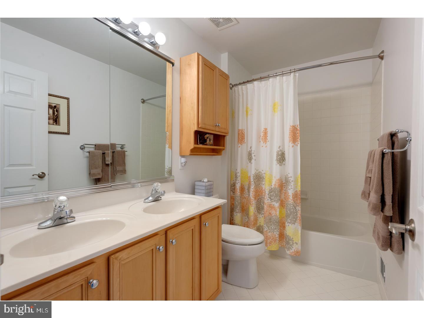 810 Waverly Road Kennett Square, PA 19348 - Photo 17 of 25 Bathroom