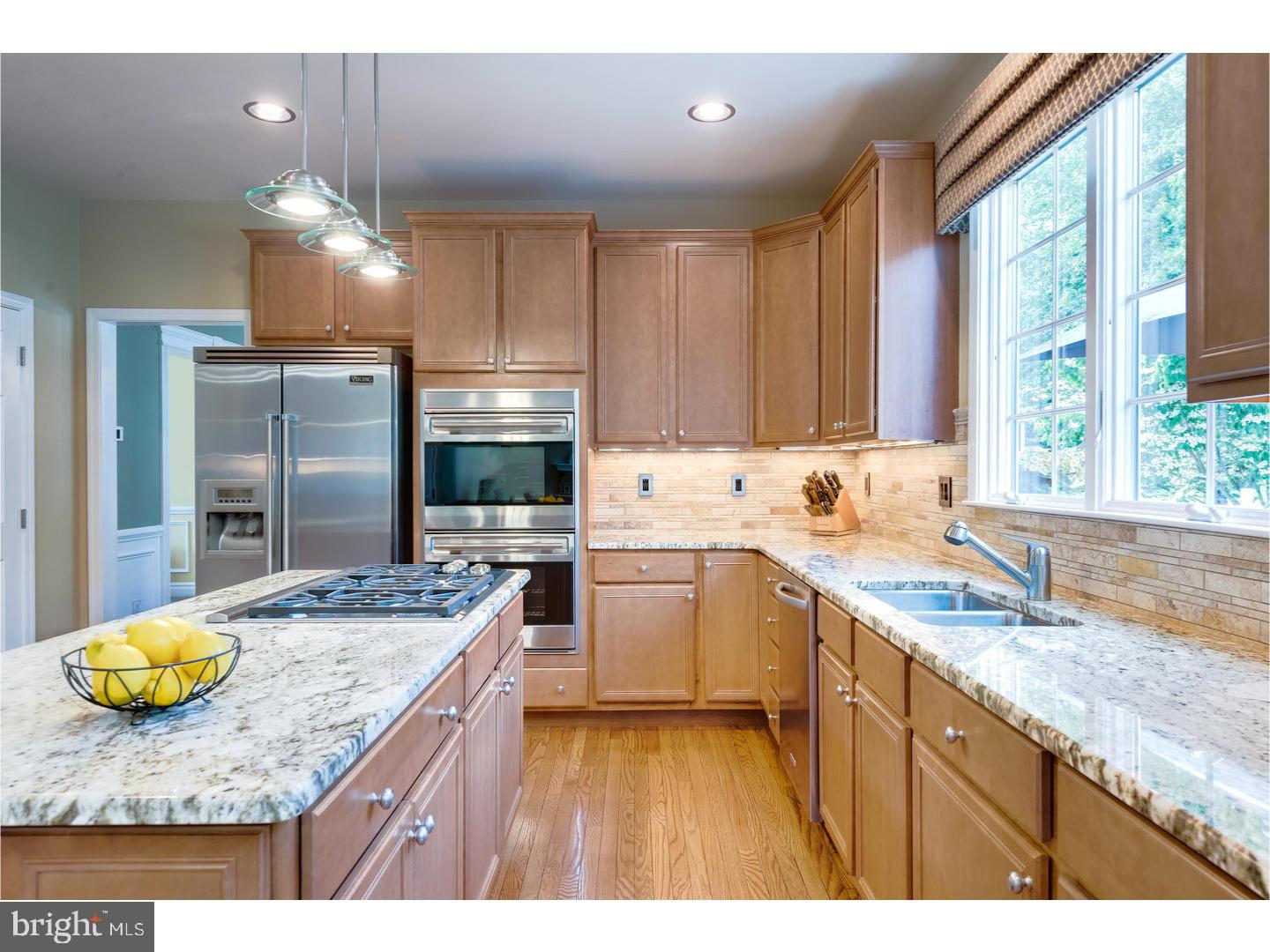 810 Waverly Road Kennett Square, PA 19348 - Photo 3 of 25 Kitchen