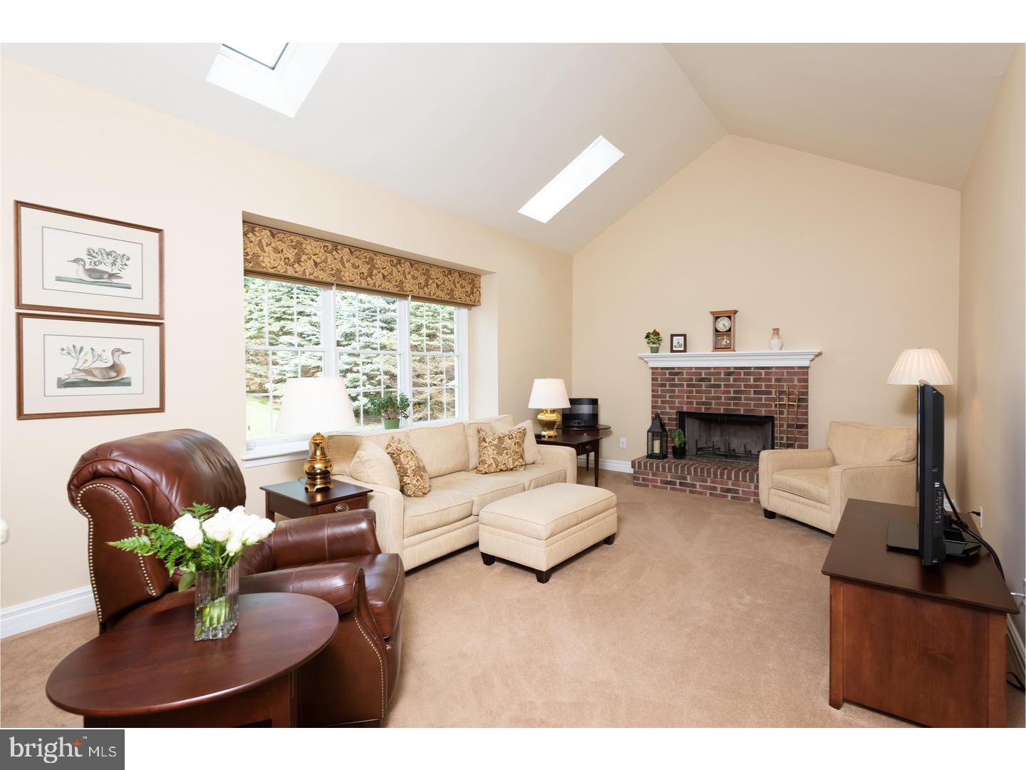 810 Waverly Road Kennett Square, PA 19348 - Photo 7 of 25 Family Room